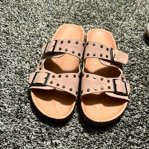Studded slides